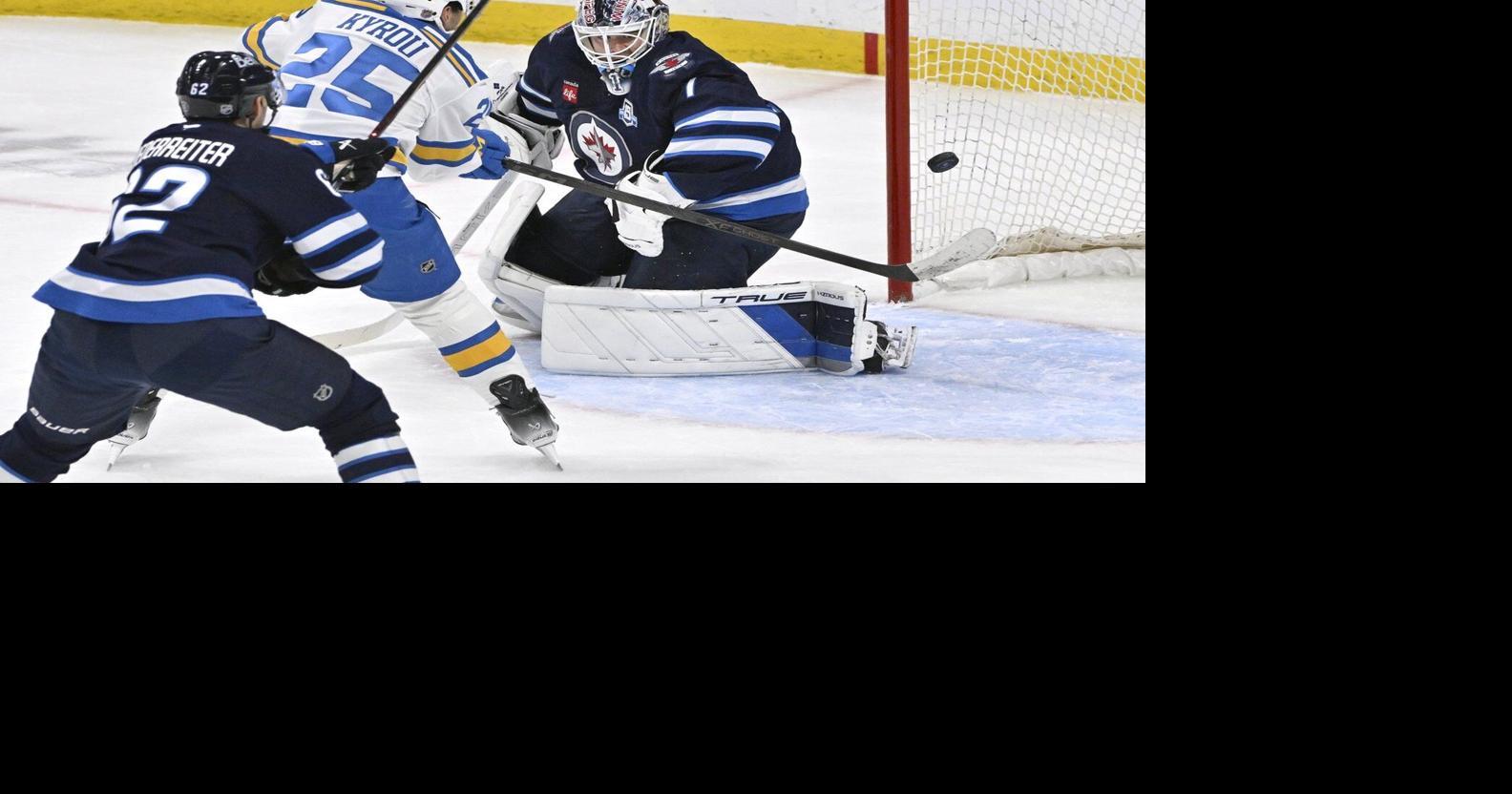 Comrie comes up big for Jets in 3-1 win over Blues