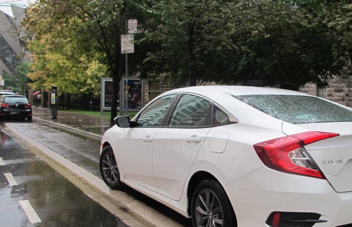 Parking ticket trap a money spinner for the city of Toronto