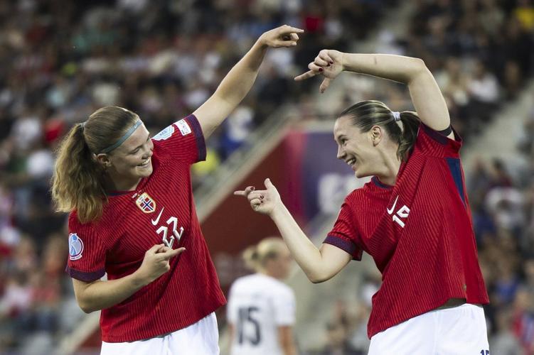 Signe Gaupset scores 2 as Norway beats Iceland 4-3 at Euro 2025