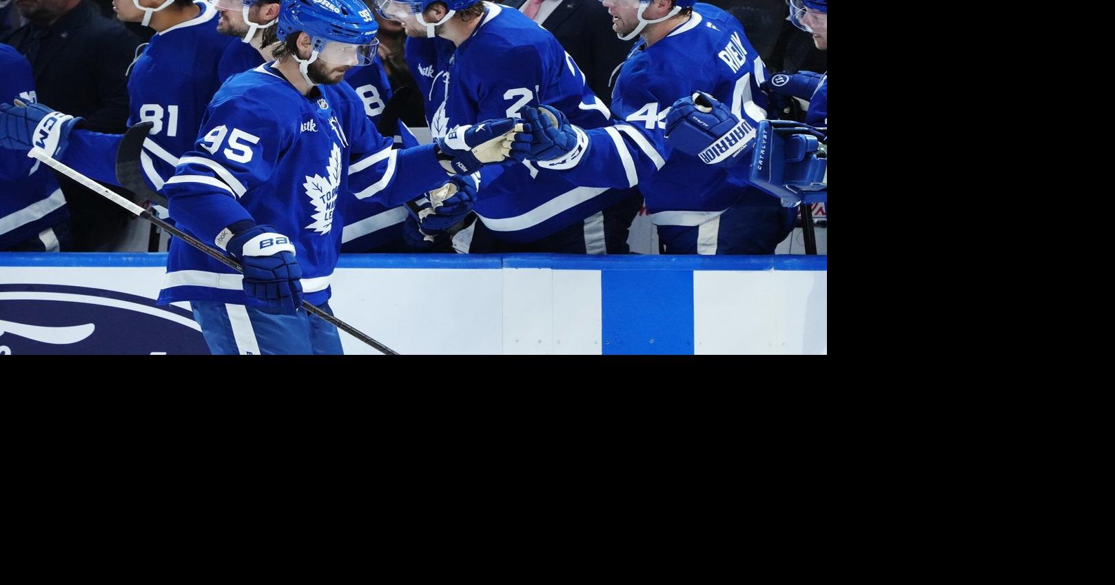 Tavares, Ekman-Larsson lead the way as Maple Leafs down Predators 7-4