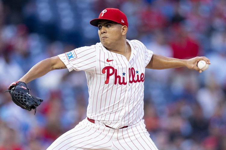 Schwarber hits 50th homer and Suárez strikes out 12 as Phillies extend lead over Mets with 9-3 win