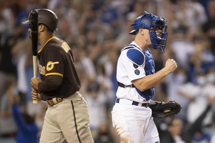 Betts homers on 4RBI night, Dodgers beat Padres 54