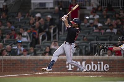 Wood drives in go-ahead run in 8th as Nationals end 7-game skid with 5-4 comeback win over Braves