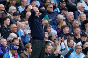 Donnarumma mistake gifts Arsenal equalizer in Premier League title showdown with Man City