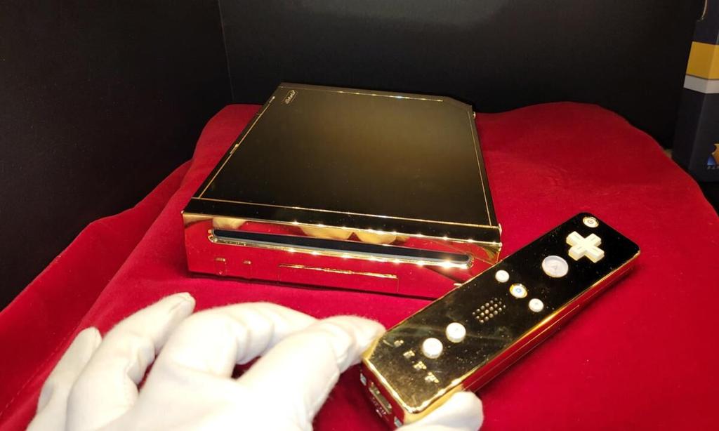 This gold-plated Nintendo Wii was made for Queen Elizabeth II. Now