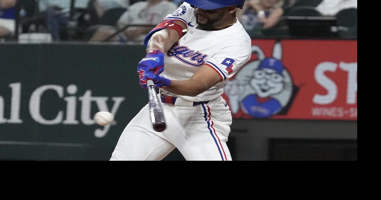 Taveras delivers game-ending single for Rangers in 3-2 win over Athletics