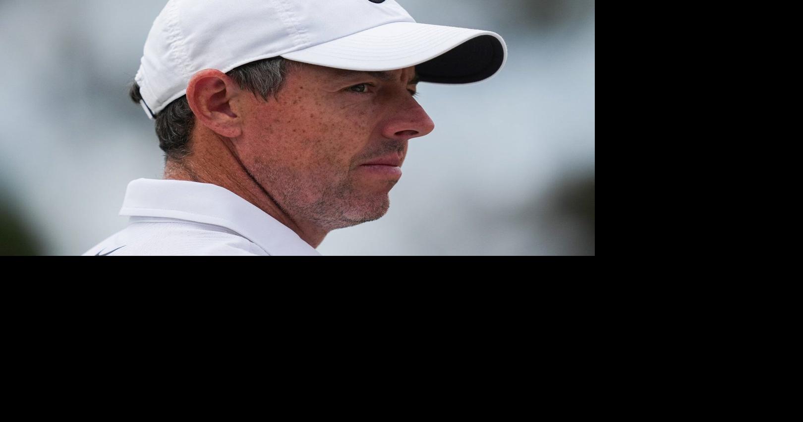 Rory McIlroy’s late birdie burst means he’ll be playing on the weekend at the Australian Open