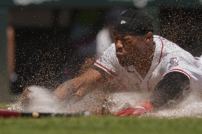 Will Benson homers as Reds even series against Braves
