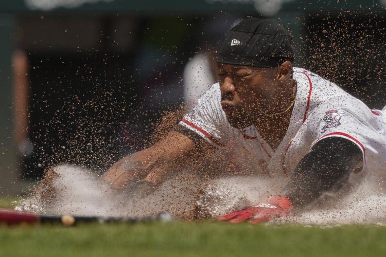 Will Benson homers as Reds even series against Braves