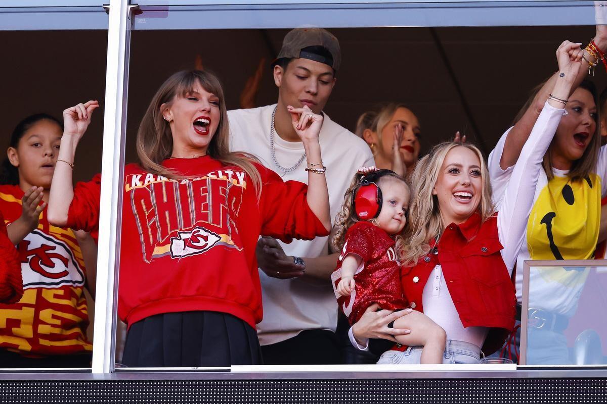 Taylor Swift wore a Chiefs sweater from Toronto's Ellie Mae