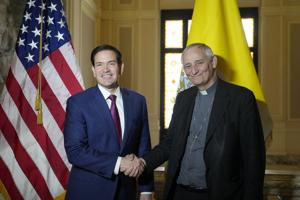 Is féidir leis an Vatacáin a bheith ina áit le haghaidh caibidlíochta sa Rúis-an Úcráin, deir Rubio tar éis do Dhaidí an togra a nuashonrú chun cabhrú leat
