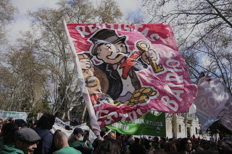 Across Spain, tens of thousands march to protest the growing housing crisis