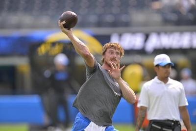 ɫɫ Argonauts sign QB Max Duggan, DL Joe Wallace and OL Dre Doiron