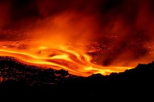 Persistent Etna ash shuts Sicily's busiest airport during peak holiday week