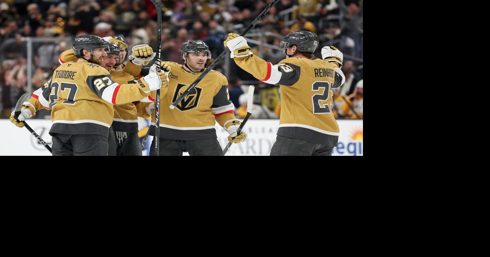 Golden Knights rout Predators 7-2 for their 7th straight victory