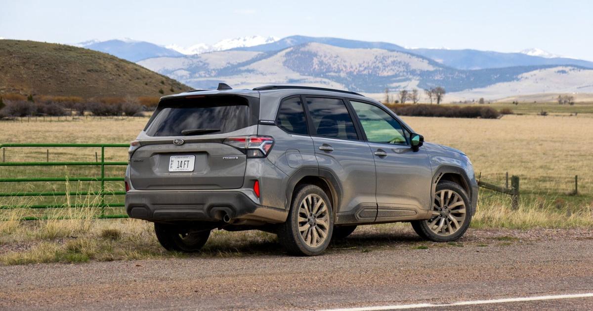 Forester F 2025 Subaru Forester is silky smooth, has magical steering