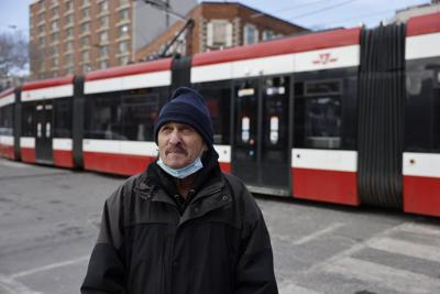 Pretty lost': Toronto man fears shelter system but can't get help without  it - Toronto
