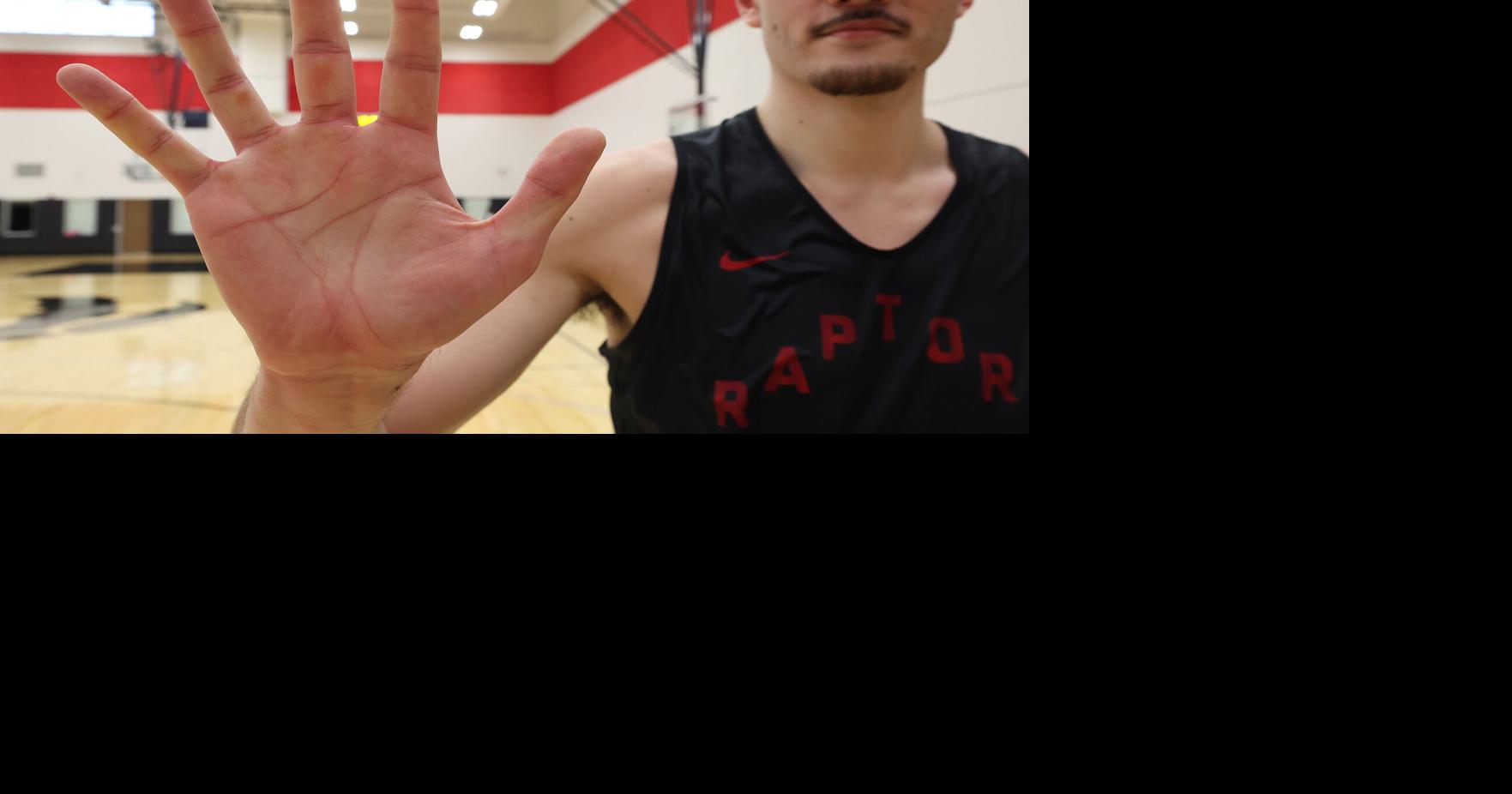 Measuring up Zach Edey Taller than Shaq with size 20 shoes