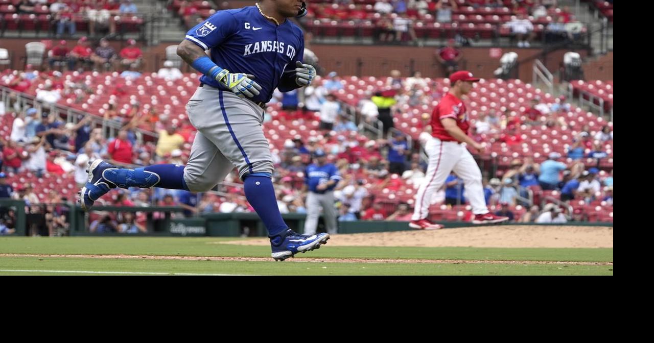 Salvador Perez leads Royals to 6-4 victory over Cardinals in opener of doubleheader