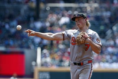 Holliday's 2-run homer helps Rogers finally beat Braves as Orioles complete sweep with 2-1 win