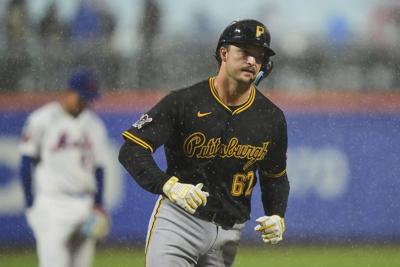 Pirates hit 2 homers off Holmes and blank Mets 4-0 to prevent 3-game sweep