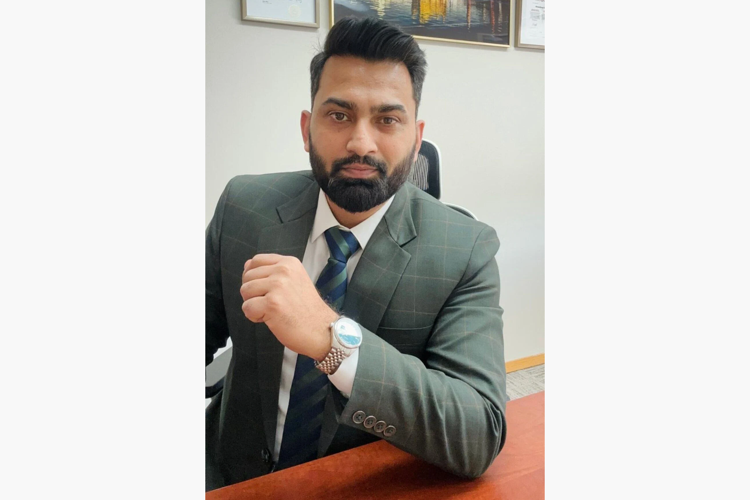 immigration consultant Amandeep Singh
