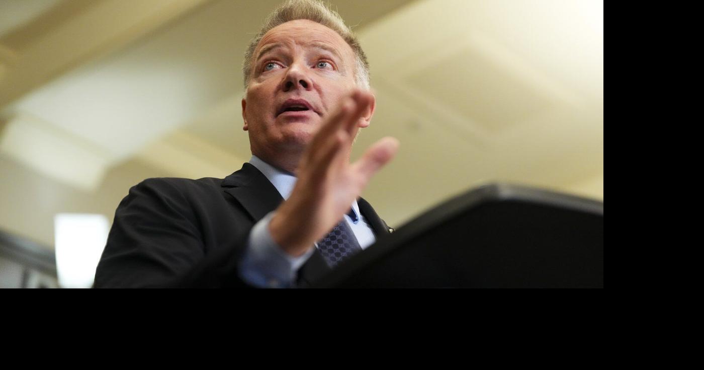 Secretary of state says Canada not looking to split submarine contract