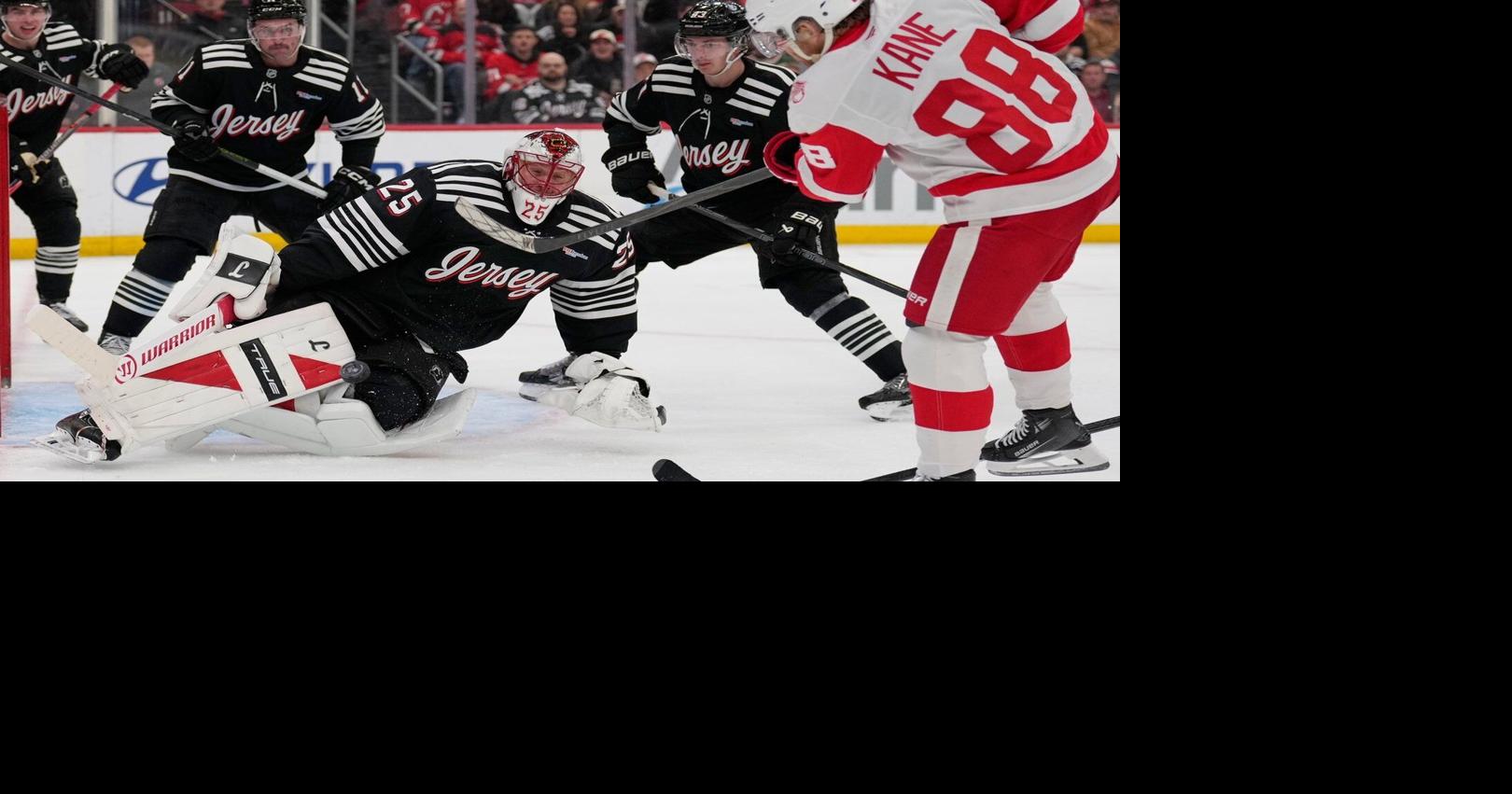 NHL scores: Devils beat Red Wings 4-3, snap three-game losing streak