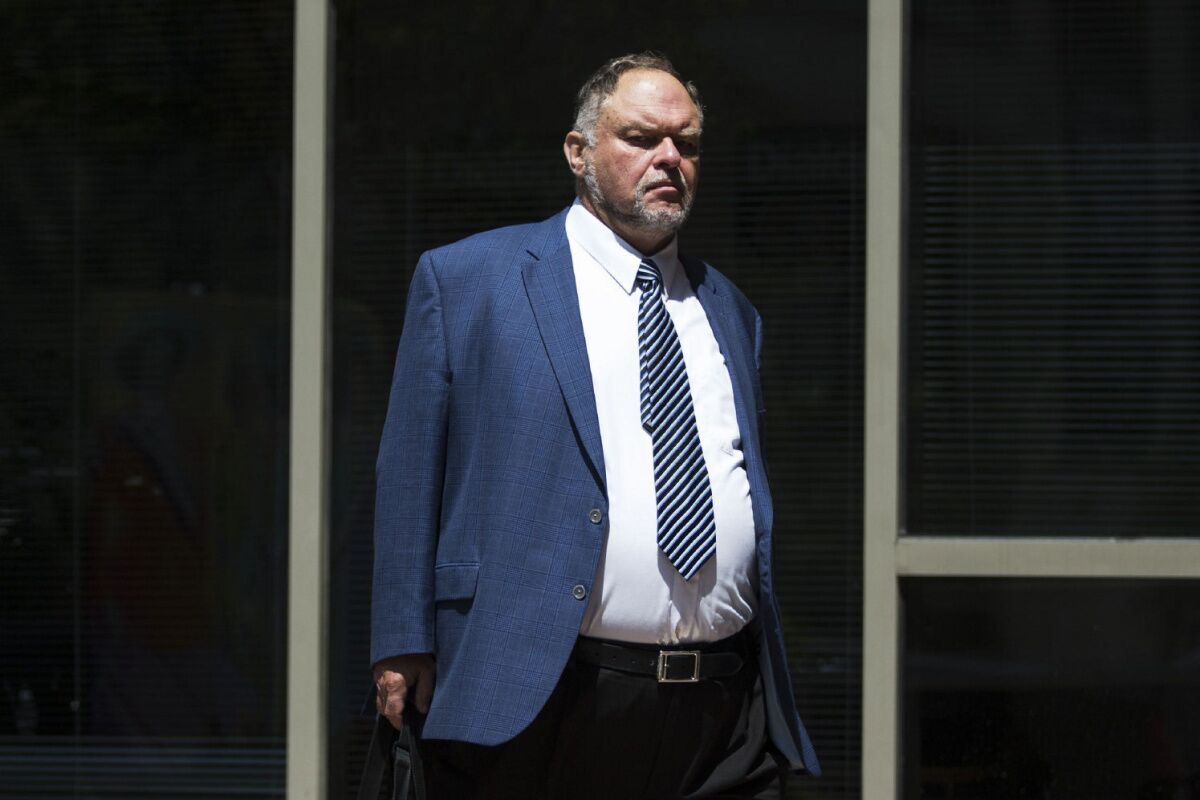 Barrie doctor guilty of misconduct despite size of his belly