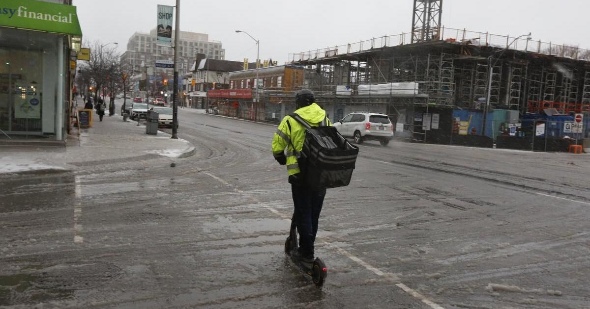 Freezing rain warning for Toronto issued Thursday