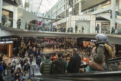 Five Reasons why you MUST shop at Toronto Premium Outlets on Boxing Day