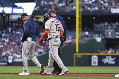 Astros place 3rd baseman Paredes on 10-day IL with right hamstring strain