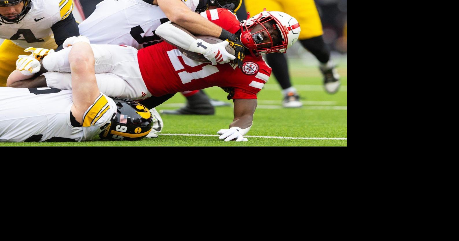 Iowa DT Aaron Graves with wife as son is born Thanksgiving, then he joins team for win at Nebraska