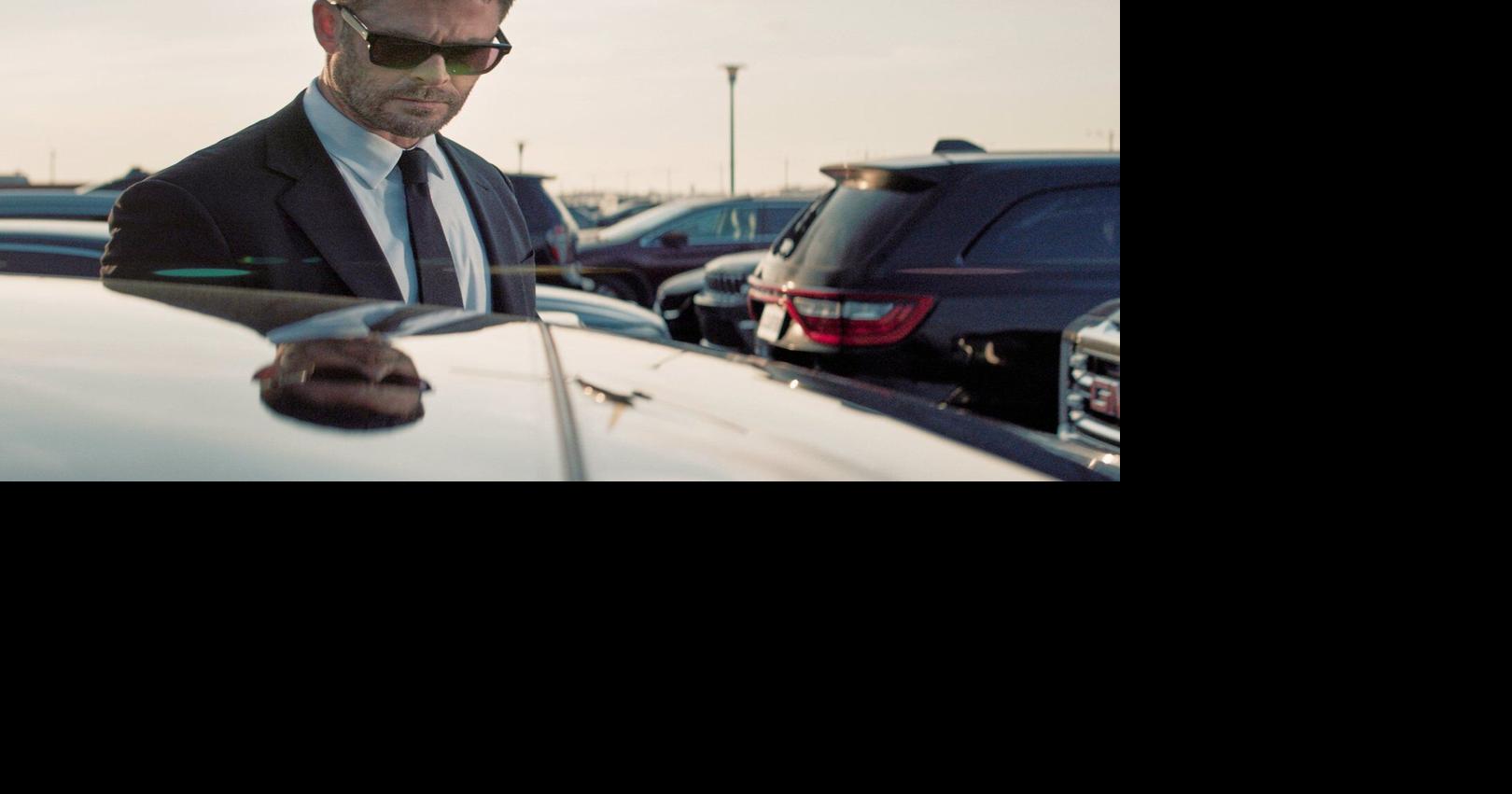 Movie Review: 'Crime 101' is a middle of the road L.A. heist movie, with 'Heat' around the corner