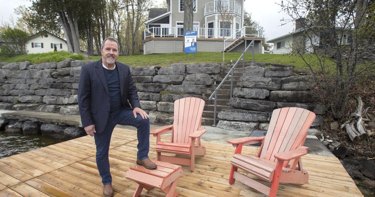 Why a strong U.S. dollar is driving Americans to Ontario cottage lakes
