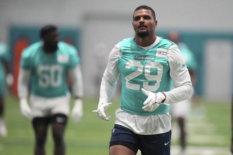 Minkah Fitzpatrick looking for long-term future with Dolphins after trade from Steelers