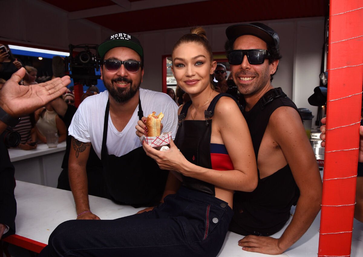 Gigi hadid clearance tommy hilfiger sunglasses