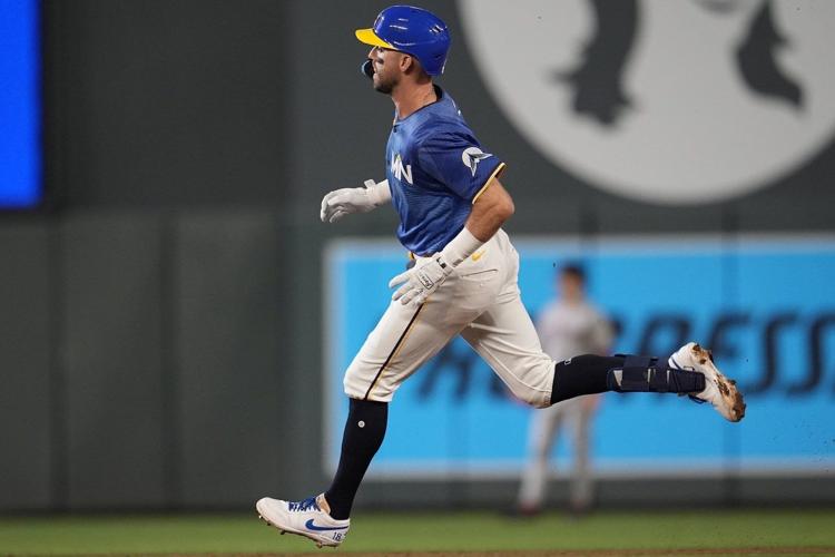 Kody Clemens hits 3 homers to help the Twins outlast the Diamondbacks, 9-8