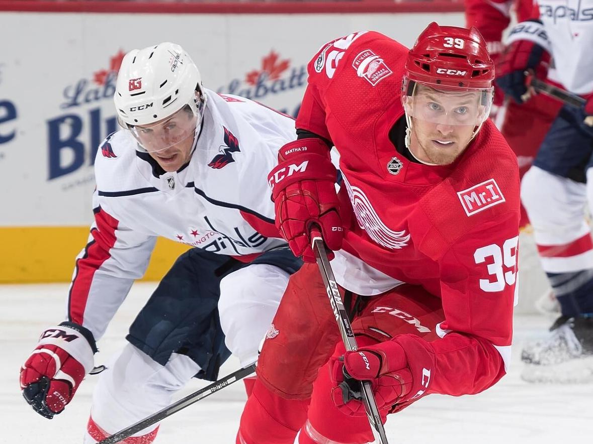 NHL trade deadline: Canadiens acquire Jon Merrill from Red Wings