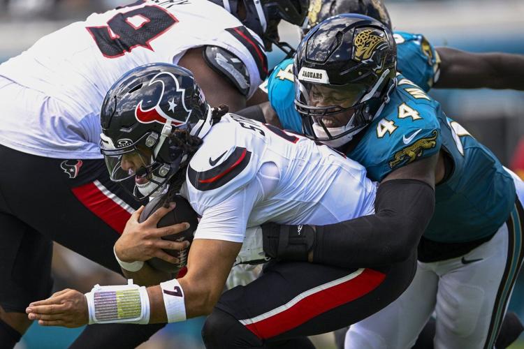 Texans' offense sputters again in 17-10 loss to Jaguars to fall to 0-3