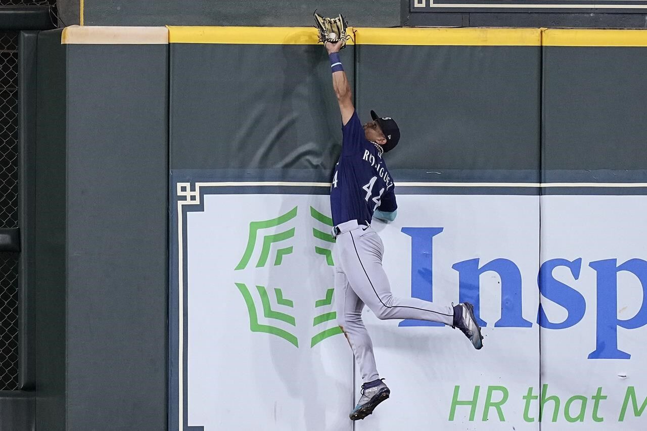 Luis Castillo Throws 7 Strong Innings, Mike Ford Clears Bases In 9-run ...