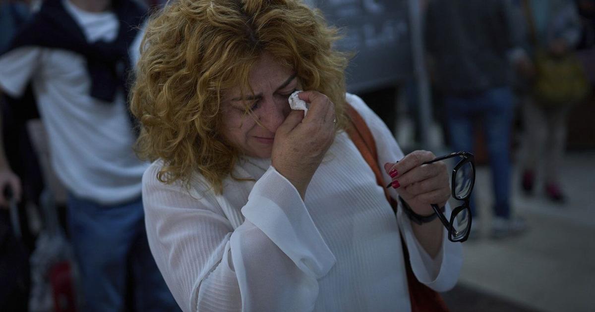 Without power, Spain's trains were immobilized. Three travelers shared their tales