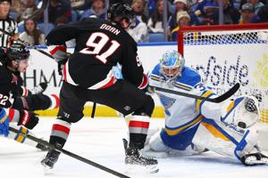 Hofer makes 28 saves and Joseph scores short-handed as Blues blank Sabres 3-0