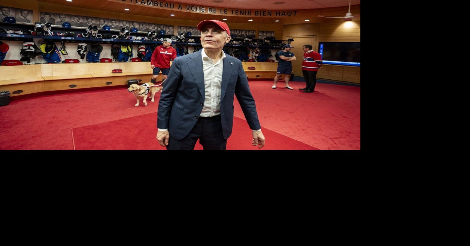 PM Mark Carney visits Canadiens' dressing room after win against Lightning