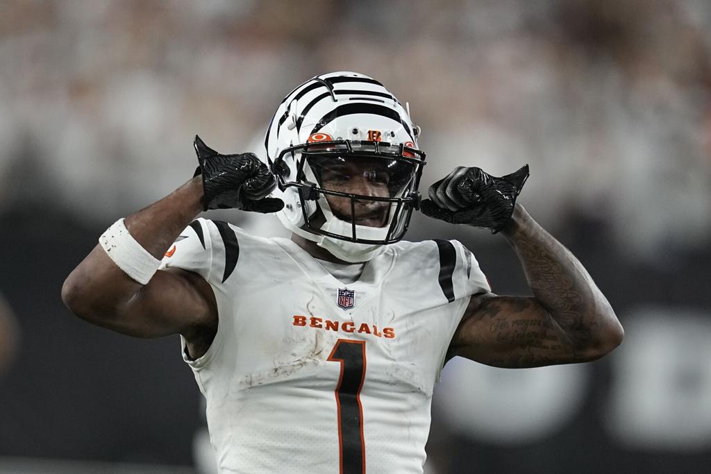 Tyreek Hill NFL Player Prop Bets And Picks For Week 4