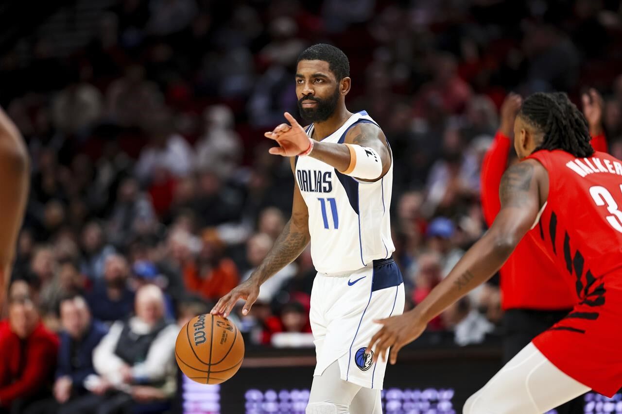 Mavs star Kyrie Irving will miss game in Memphis with right heel