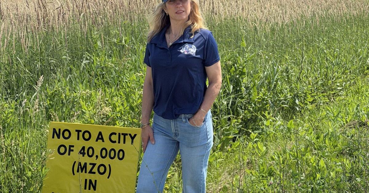 Battle of Port Dover pits leery residents against a plan for 10,000 new homes