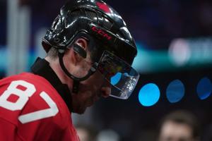 Penguins captain Sidney Crosby sidelined at least a month after Olympic injury