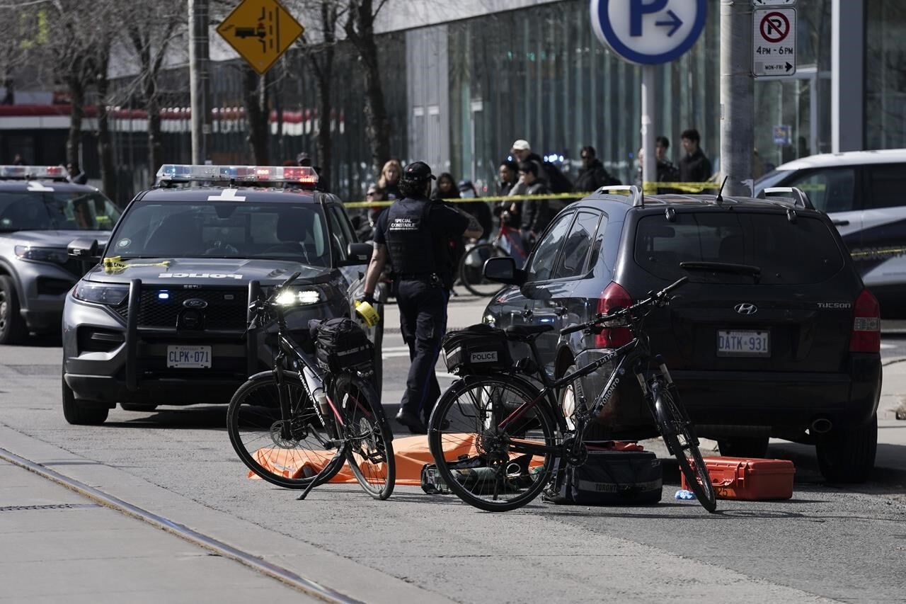 Two dead officers injured in foot pursuit after Toronto shooting