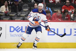 Ekholm returns from injury for Oilers in Game 5 against Stars: 'I shouldn't be here'